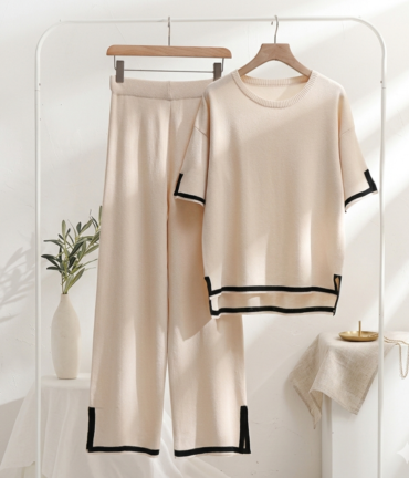 The Signature Contrast Co-ord – Cotton Jersey Night Suit